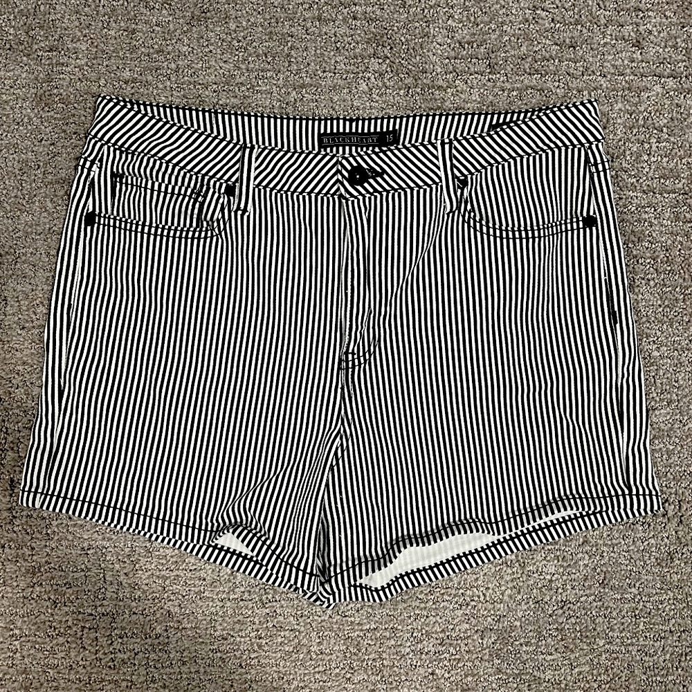 Blackheart Black and White Vertical Striped High Waisted Shorts - Size 15